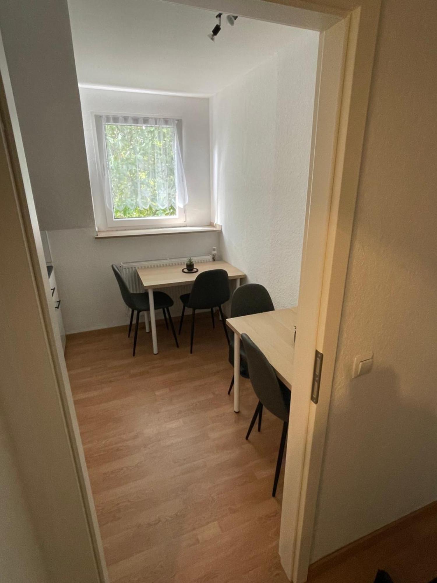 Guenstiges Apartment Gelsenkirchen Schalke Exterior foto