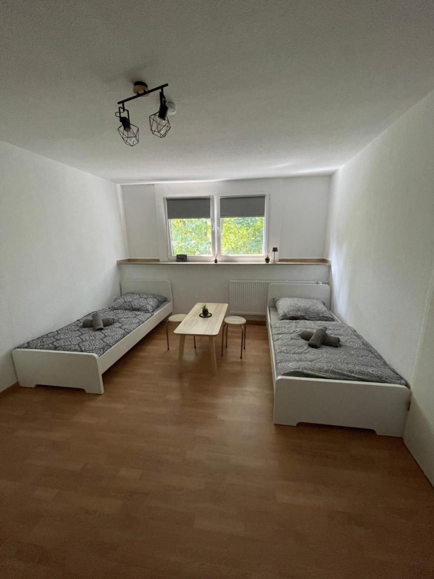 Guenstiges Apartment Gelsenkirchen Schalke Exterior foto