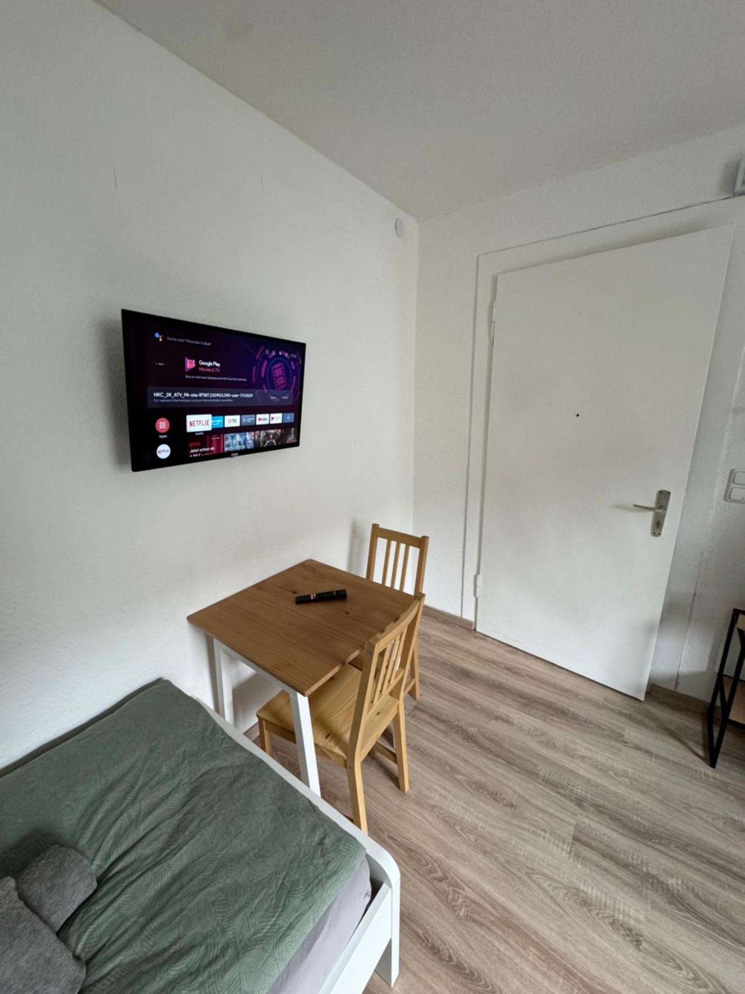 Guenstiges Apartment Gelsenkirchen Schalke Exterior foto