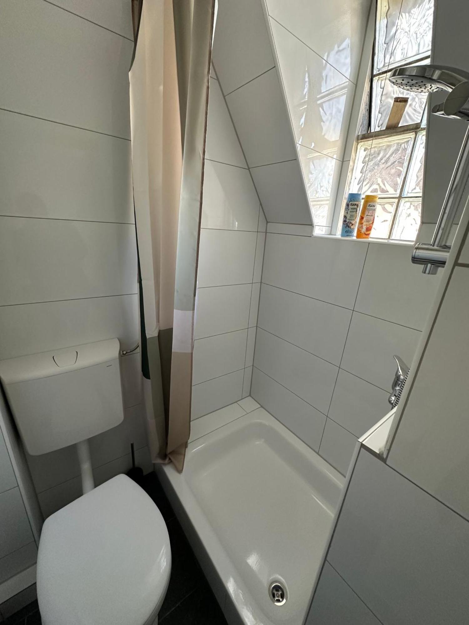 Guenstiges Apartment Gelsenkirchen Schalke Exterior foto